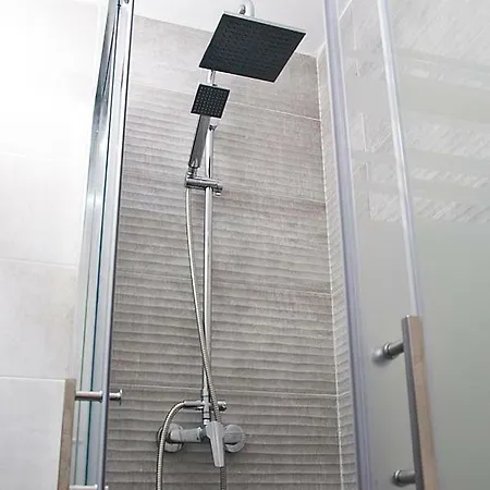 公寓 Beautiful With Balcony And Pool. 托雷莫利诺斯